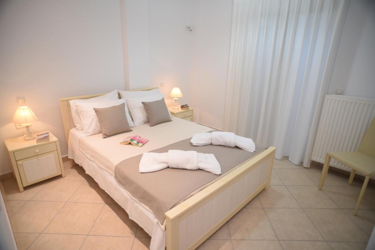 Bernie House 2 Apartment Melanes Ngoại thất bức ảnh